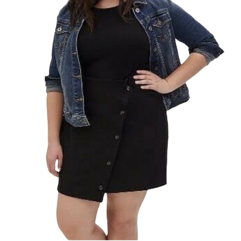 Torrid Asymmetrical Button Mini Skirt